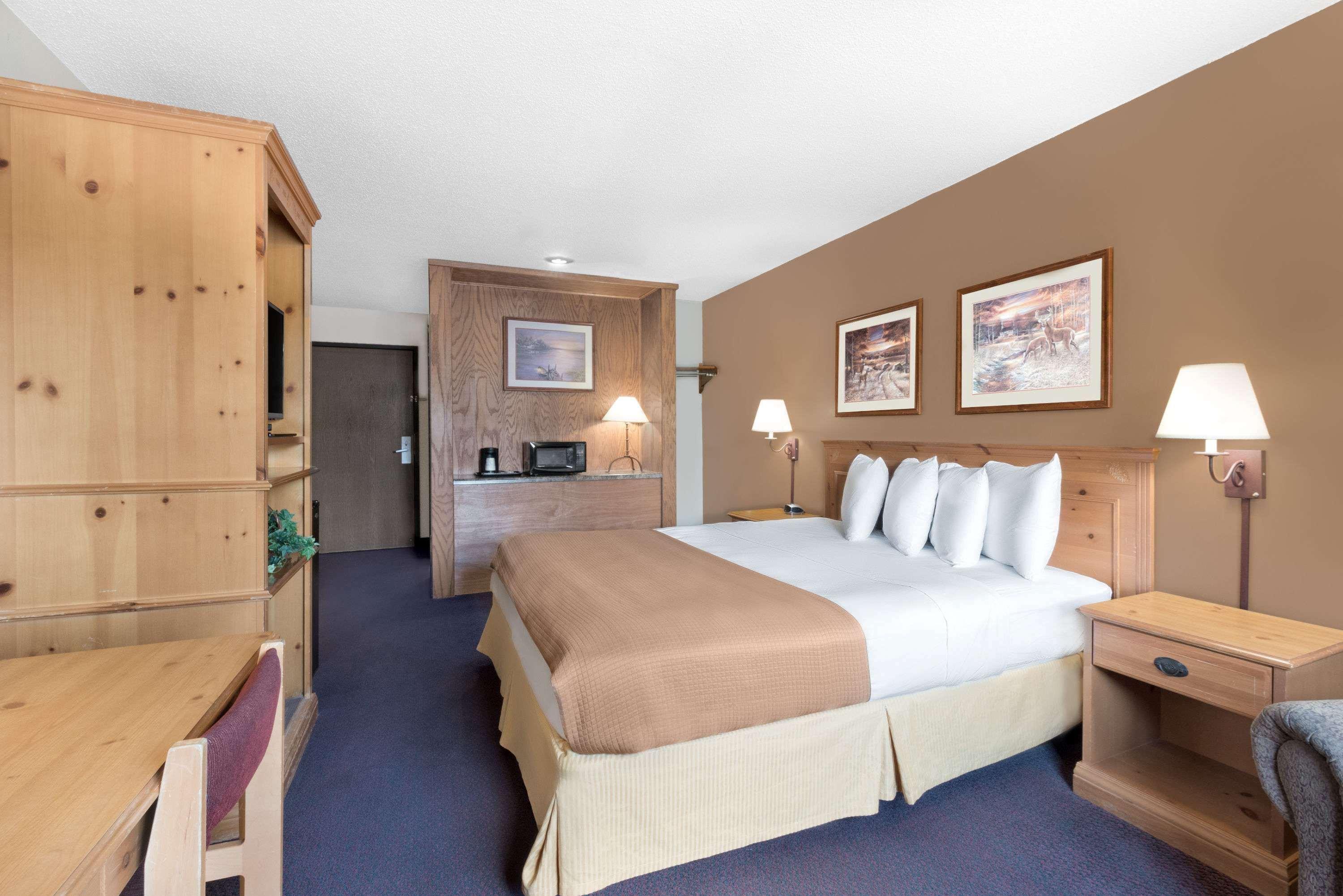 Super 8 By Wyndham Chamberlain Sd Hotell Eksteriør bilde