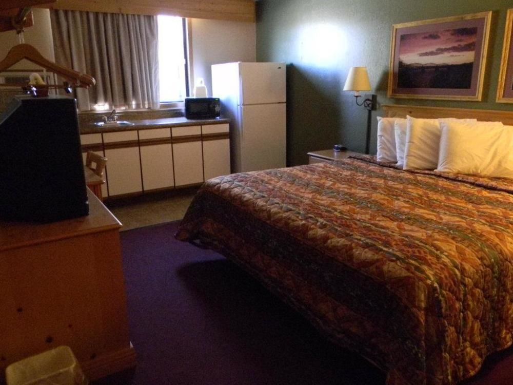 Super 8 By Wyndham Chamberlain Sd Hotell Eksteriør bilde
